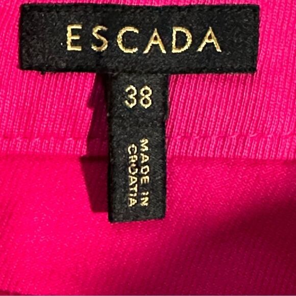 Escada Fuschia Jeans 38 NWOT - Picture 2 of 9